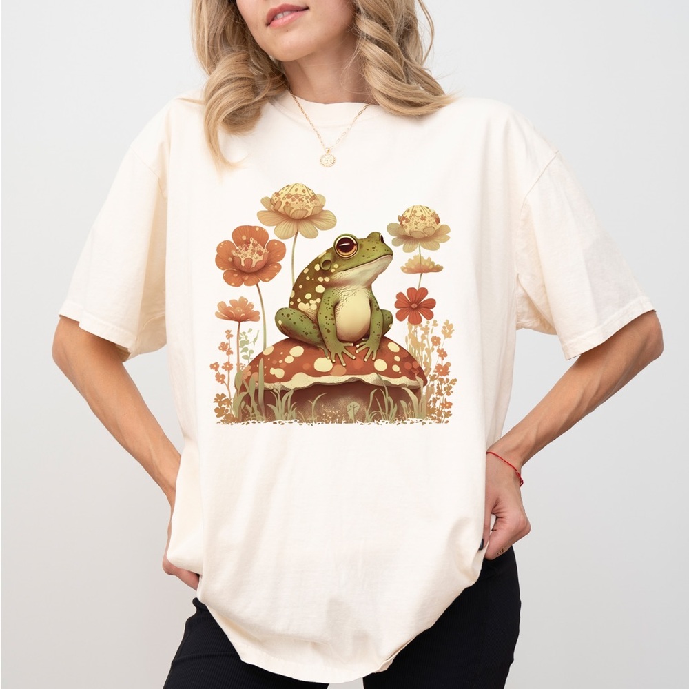 ⬇️ PRICE CUT ⬇️ Comfort Colors Cottage Core Frog and Red Mushroom Tee